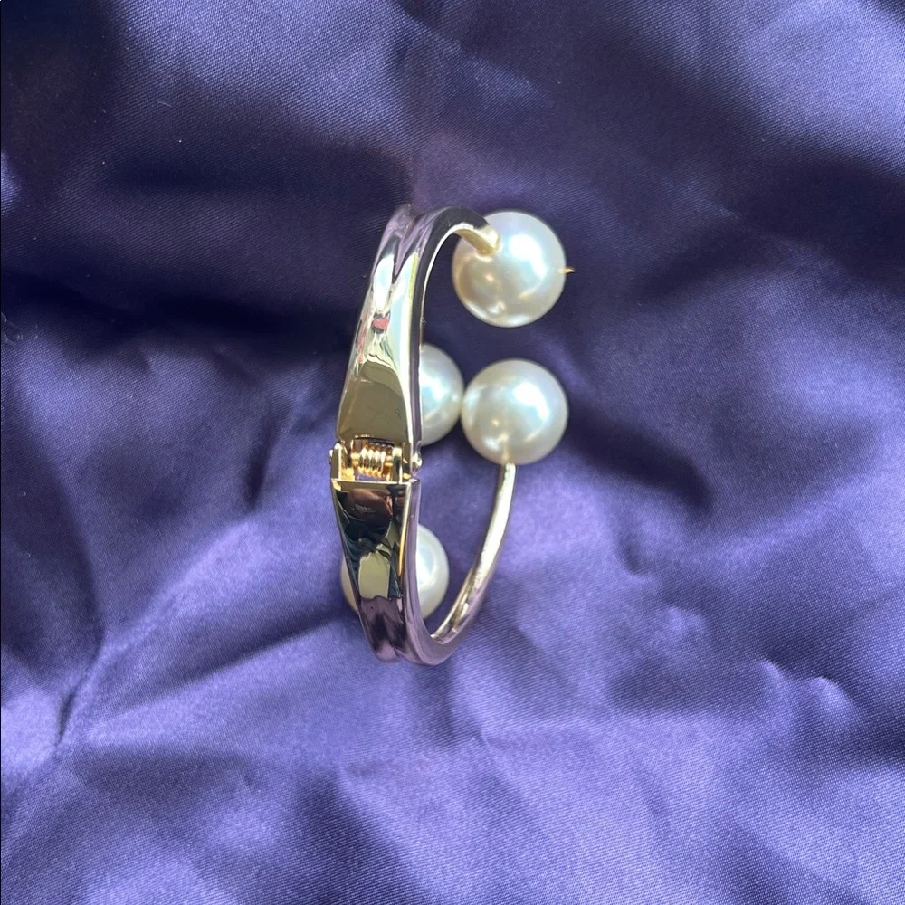 Classic Pearl Accent Gold Bangle Bracelet - White Pearls